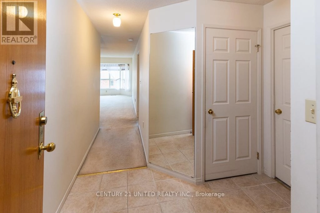 305 - 921 Armour Road, Peterborough, Ontario  K9H 7K5 - Photo 2 - X12374863