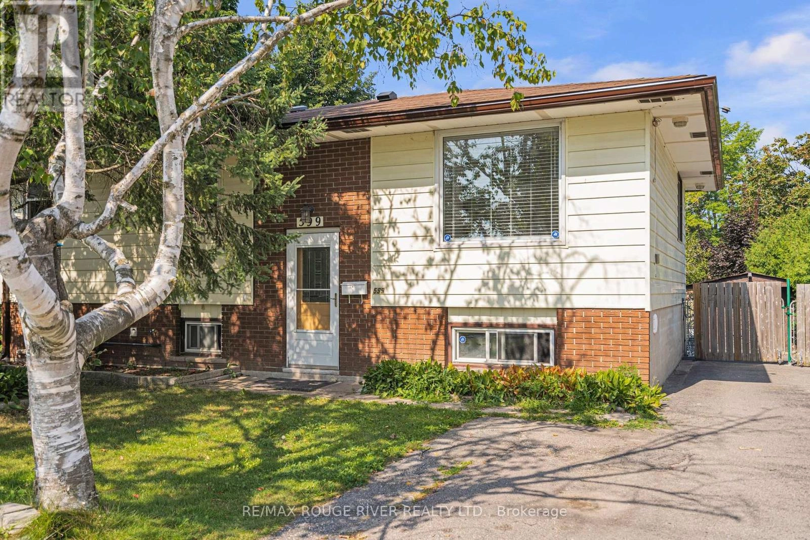 Main - 599 Otonabee Drive, Peterborough, Ontario  K9J 7X8 - Photo 2 - X12375202