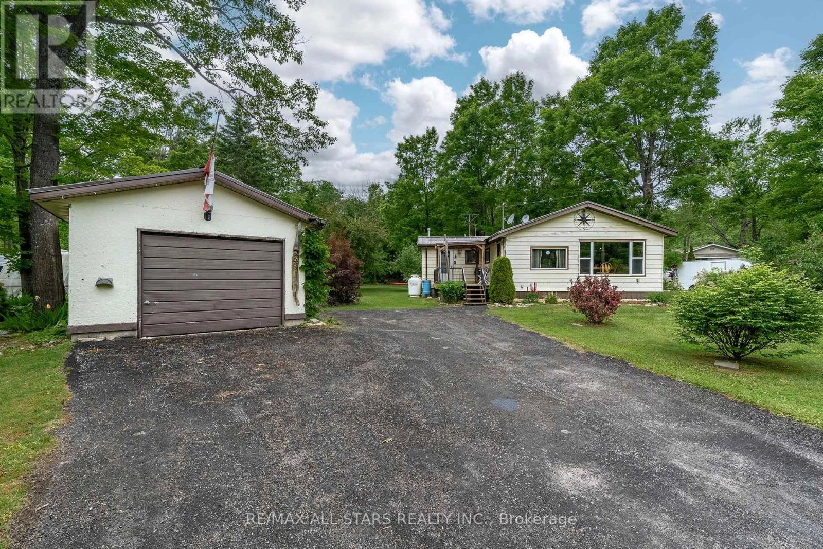 93 Northern Avenue, Trent Lakes, Ontario  K0M 1A0 - Photo 1 - X12228984