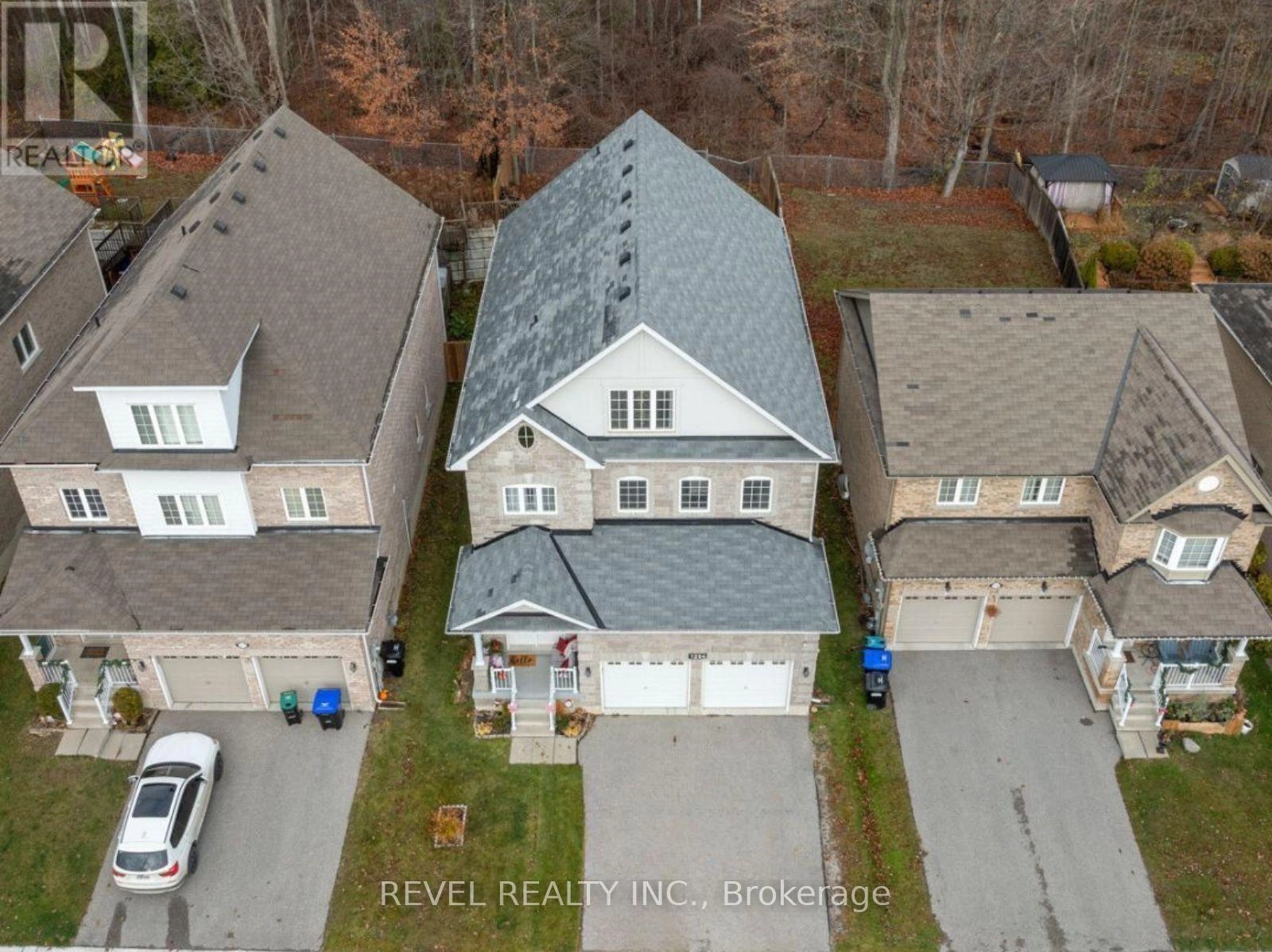 1254 Leslie Drive, Innisfil, Ontario  L9S 0G3 - Photo 1 - N12376009