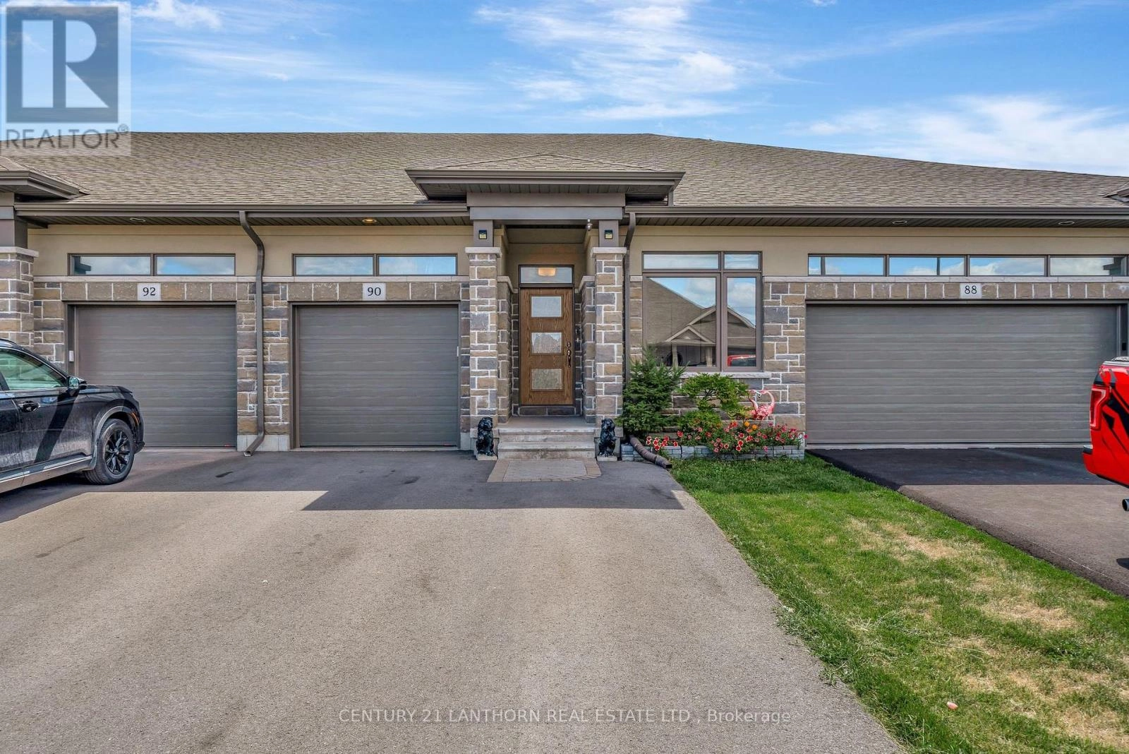 90 Covington Crescent, Belleville, Ontario  K8N 0L1 - Photo 2 - X12376252
