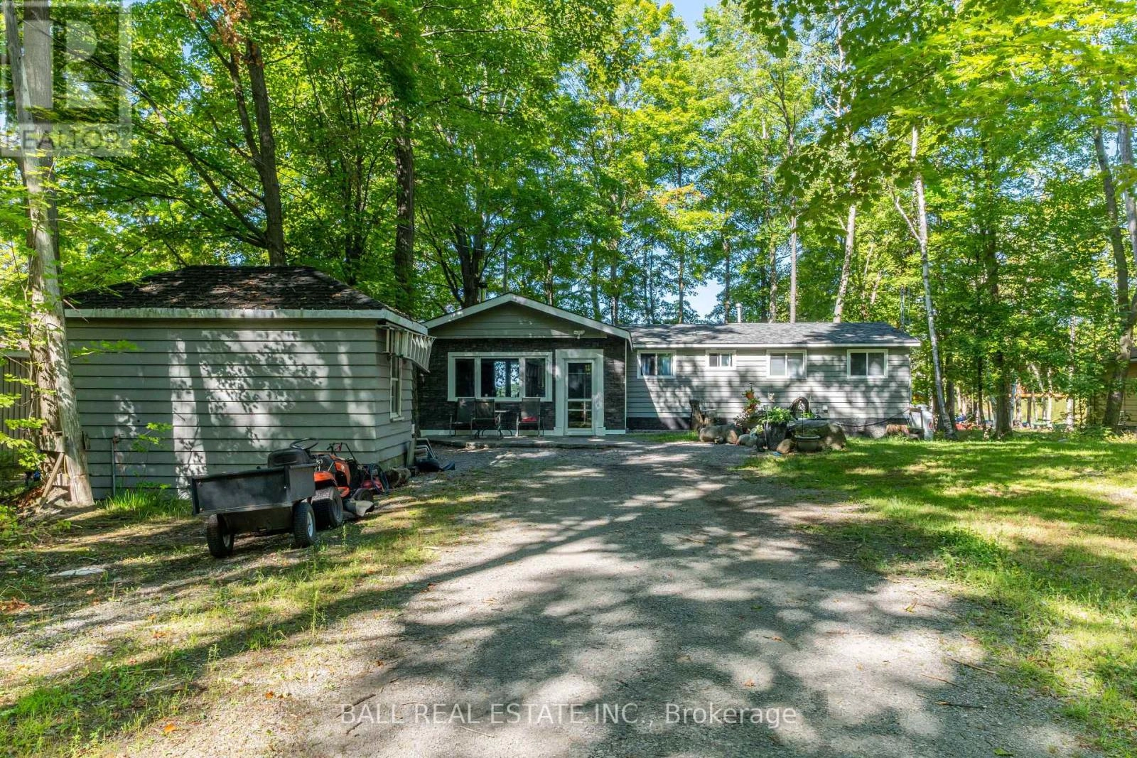 21 Cedar Bay Road N, Curve Lake First Nation 35, Ontario  K0L 1R0 - Photo 1 - X12376539