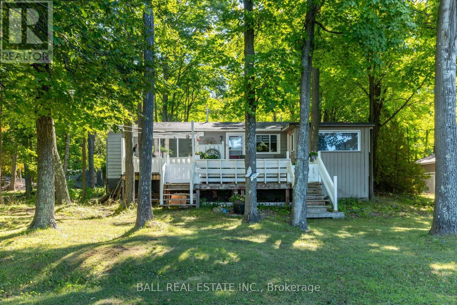 21 Cedar Bay Road N, Curve Lake First Nation 35, Ontario  K0L 1R0 - Photo 2 - X12376539