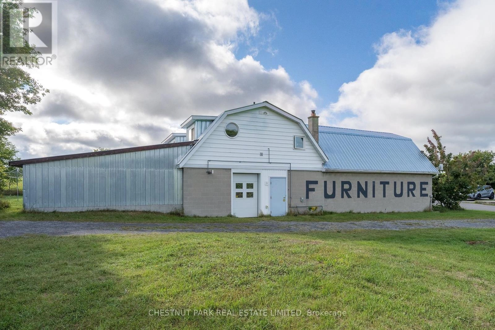 Workshop - 344 County Road 5 Road, Prince Edward County, Ontario  K0K 2T0 - Photo 1 - X12376608
