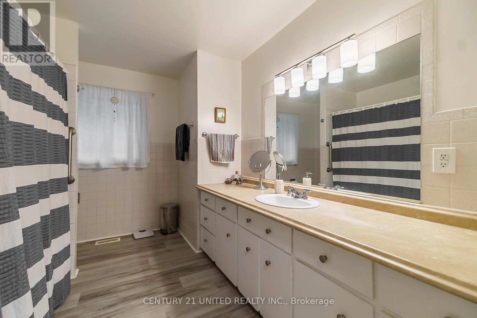 50 Brights Lane, Trent Hills, Ontario K0L 1L0 - Photo 19 - X12376937