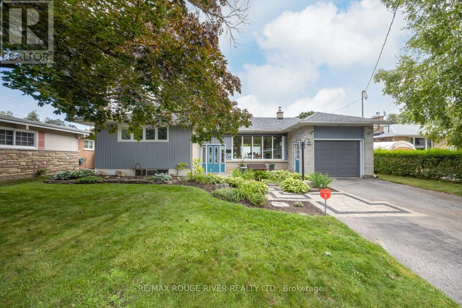 129 Briar Court, Oshawa, Ontario  L1G 6M4 - Photo 2 - E12377025