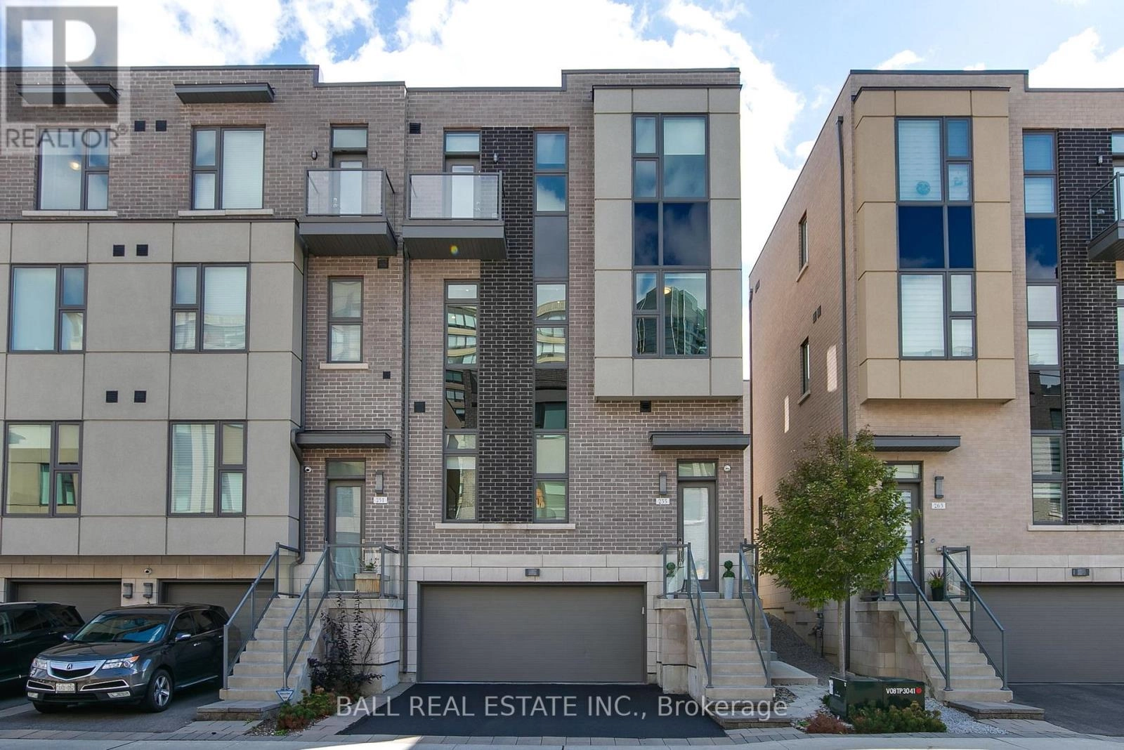 255 Smallwood Circle, Vaughan, Ontario  L4J 0K8 - Photo 1 - N12377195