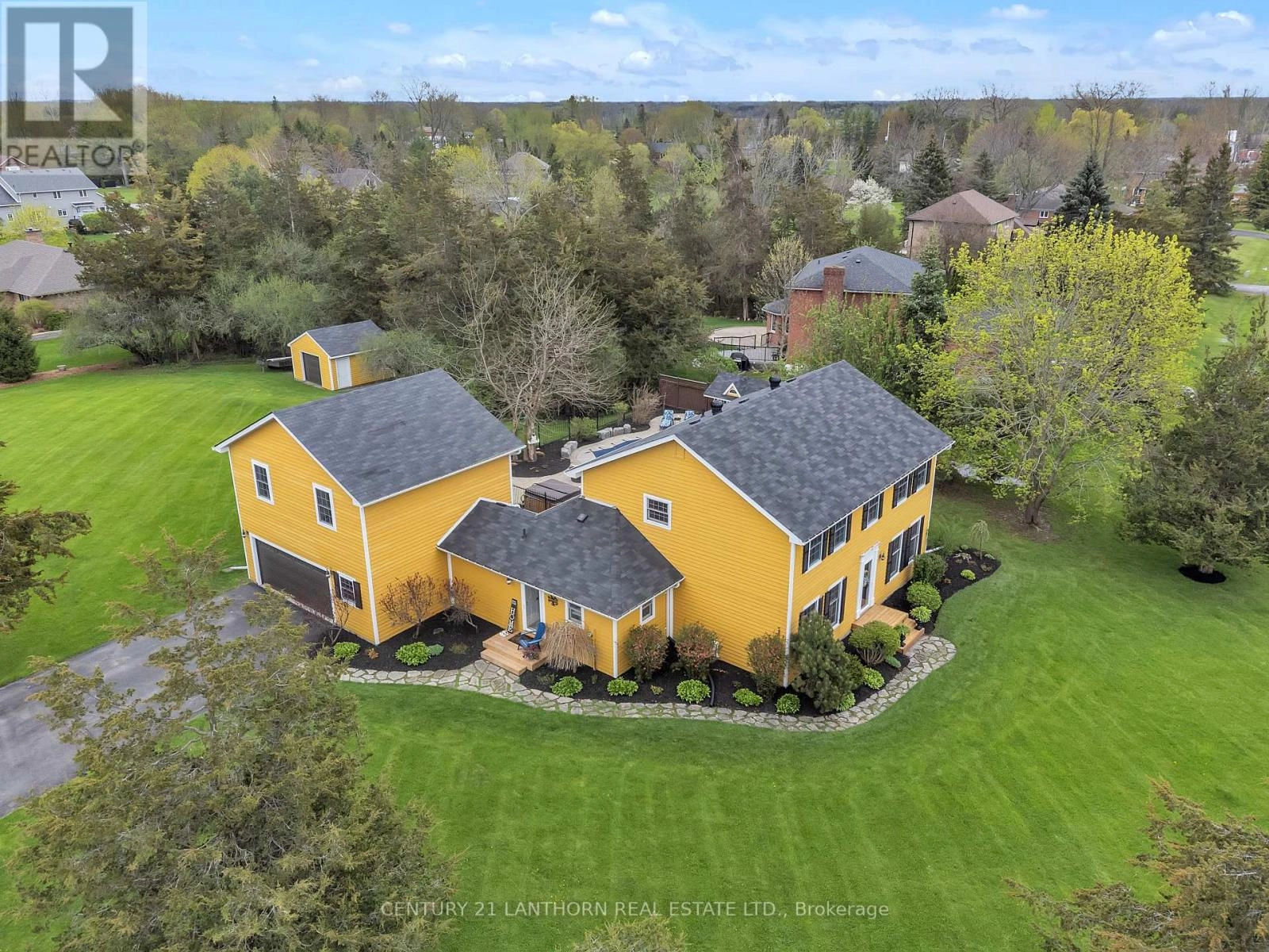 66 O'neill Drive, Belleville, Ontario  K8N 4Z4 - Photo 1 - X12377049