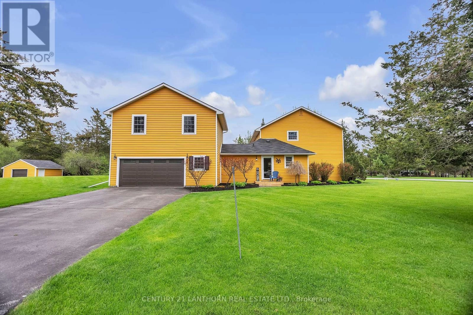 66 O'neill Drive, Belleville, Ontario  K8N 4Z4 - Photo 2 - X12377049