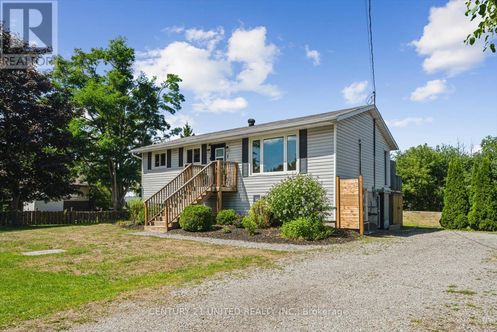 7 Kawartha Crescent, Kawartha Lakes, Ontario  K0L 2W0 - Photo 1 - X12377419