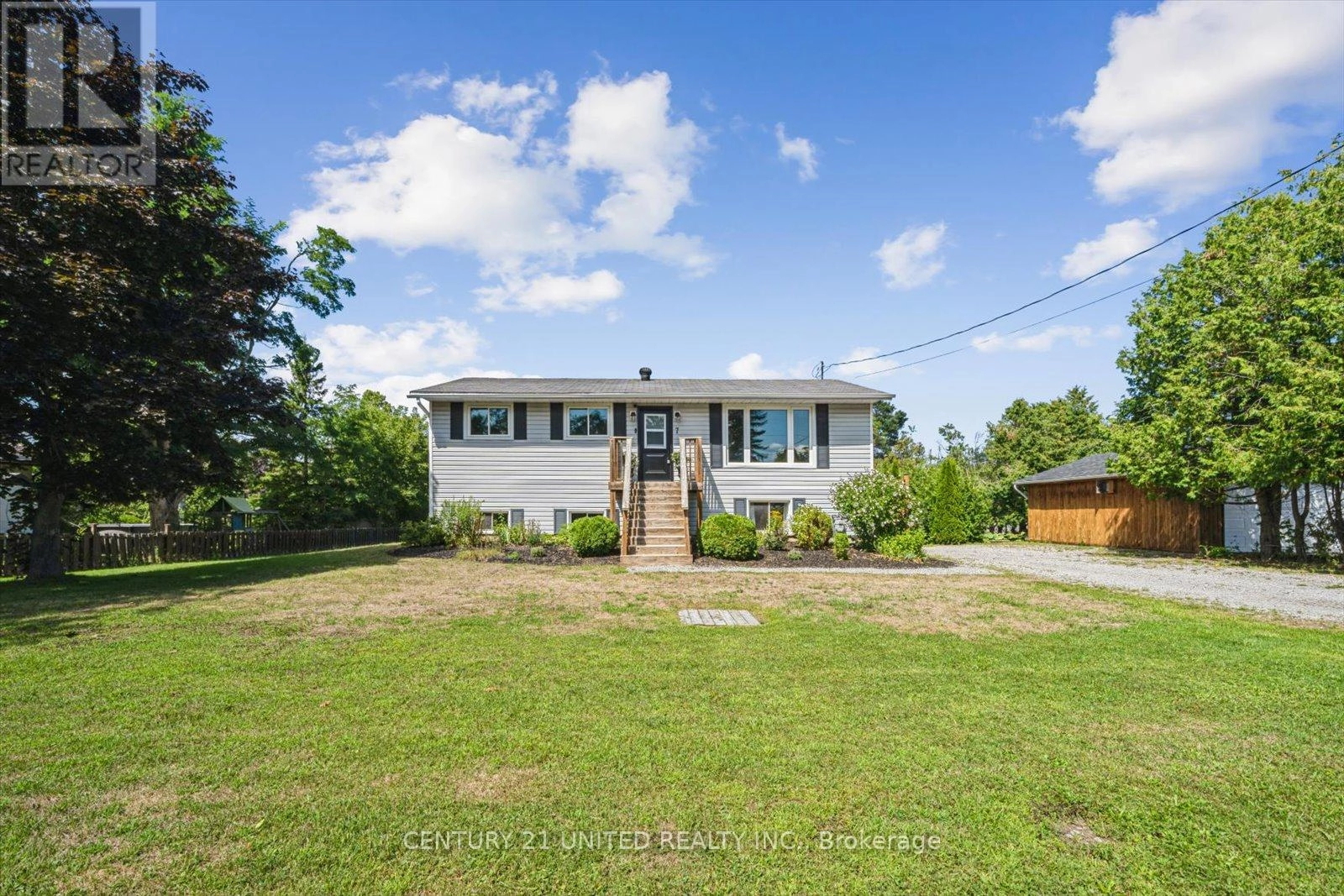 7 Kawartha Crescent, Kawartha Lakes, Ontario  K0L 2W0 - Photo 3 - X12377419
