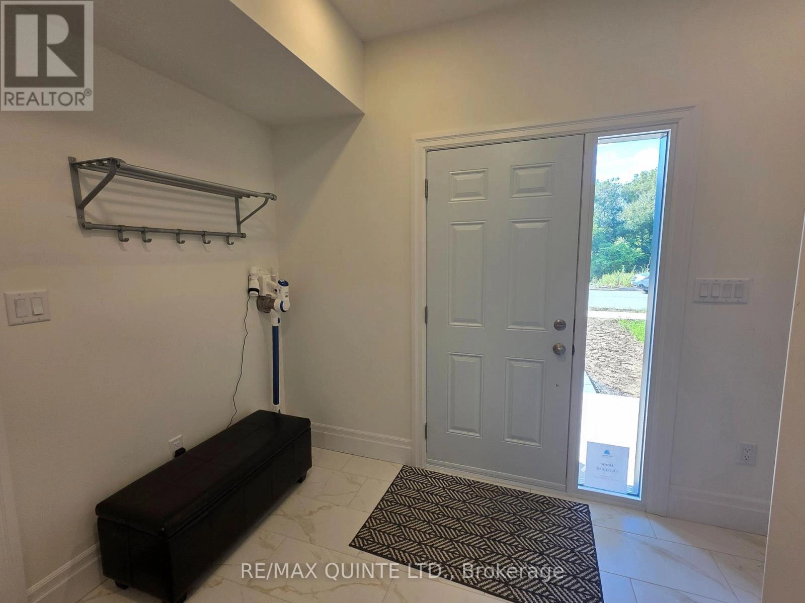81 Buchanan Street, Prince Edward County, Ontario  K0K 2T0 - Photo 2 - X12378029
