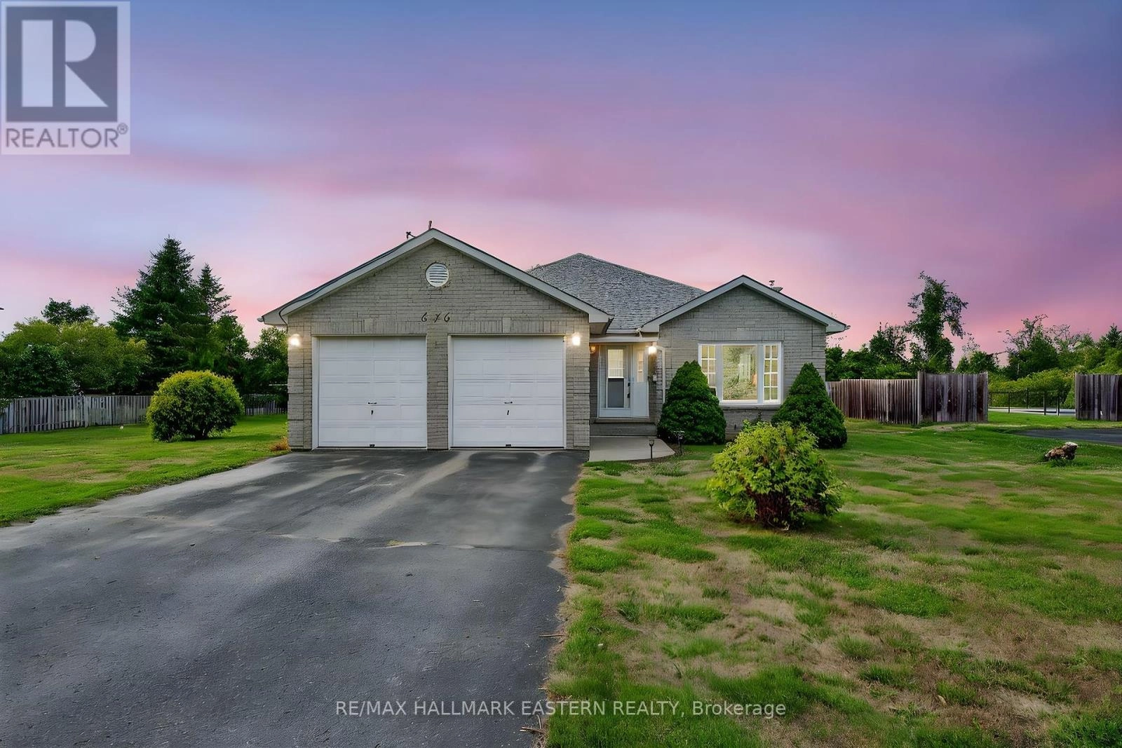676 Towerhill Road, Peterborough, Ontario  K9K 2N2 - Photo 3 - X12378370