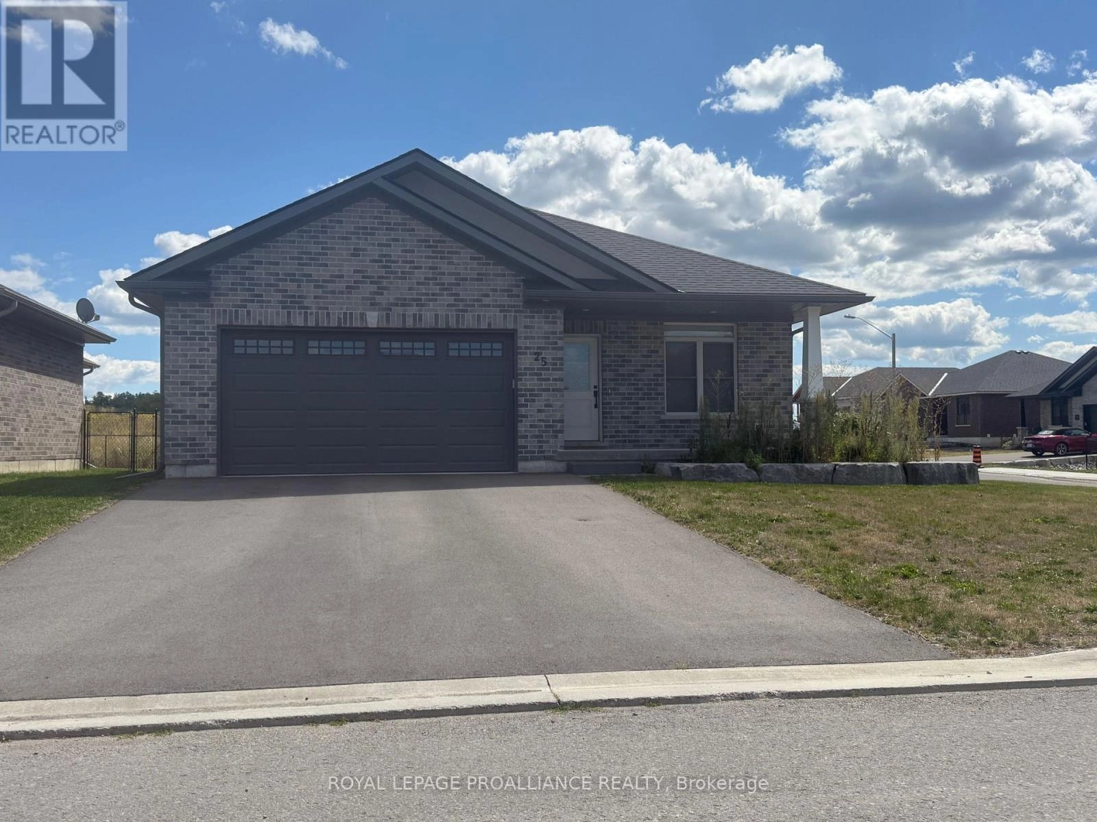 25 Aberdeen Street, Stirling-Rawdon, Ontario  K0K 3E0 - Photo 2 - X12378898