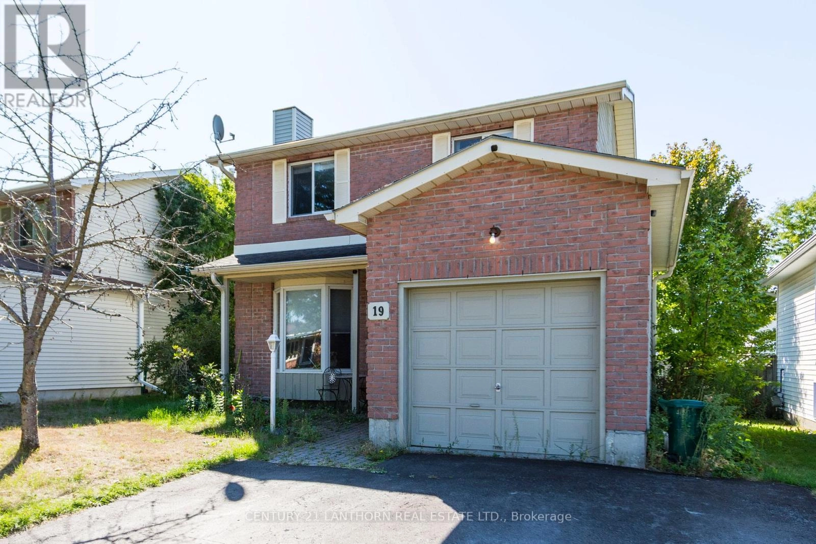 19 Bogart Crescent, Belleville, Ontario  K8P 5E9 - Photo 1 - X12379740