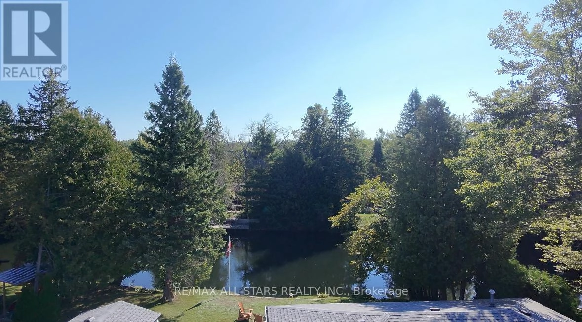 26 Riverbank Road, Kawartha Lakes, Ontario  K0M 1N0 - Photo 3 - X12379928