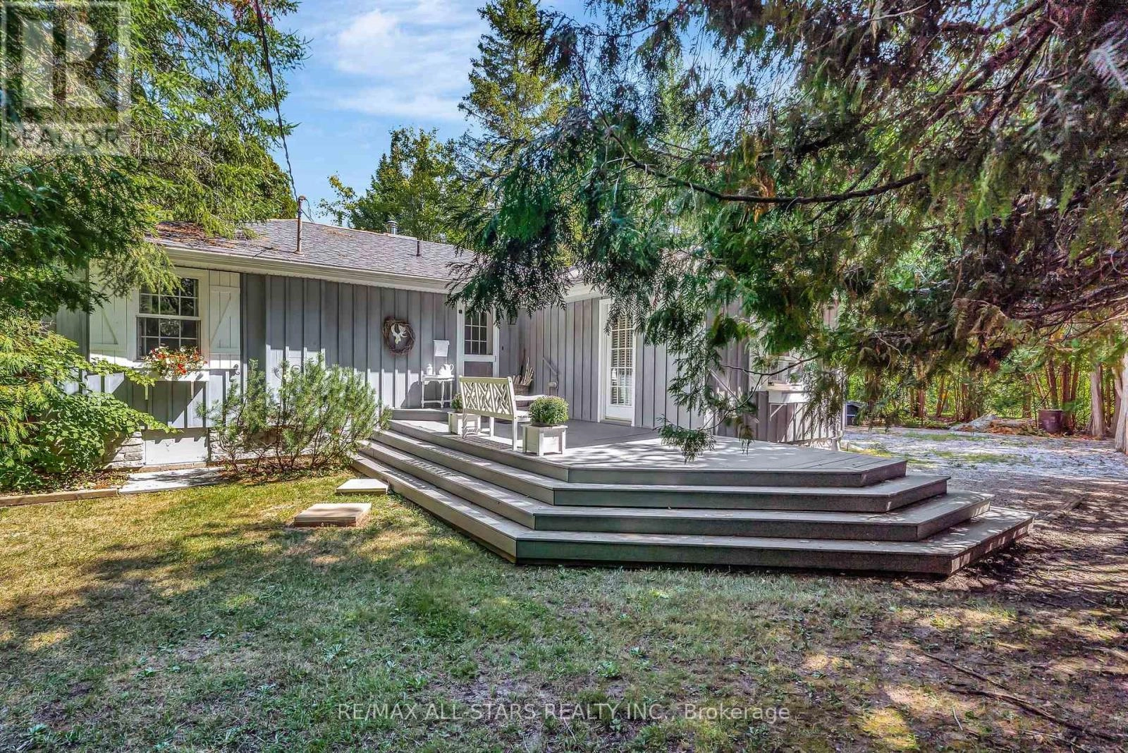 50 Bayview Estate Road, Kawartha Lakes, Ontario  K0M 1N0 - Photo 1 - X12379983