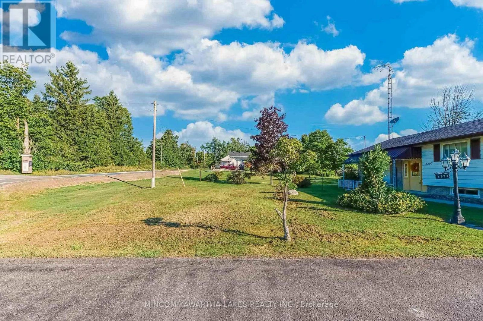 2397 Queen Mary Street, Cavan Monaghan, Ontario  L0A 1C0 - Photo 3 - X12380105