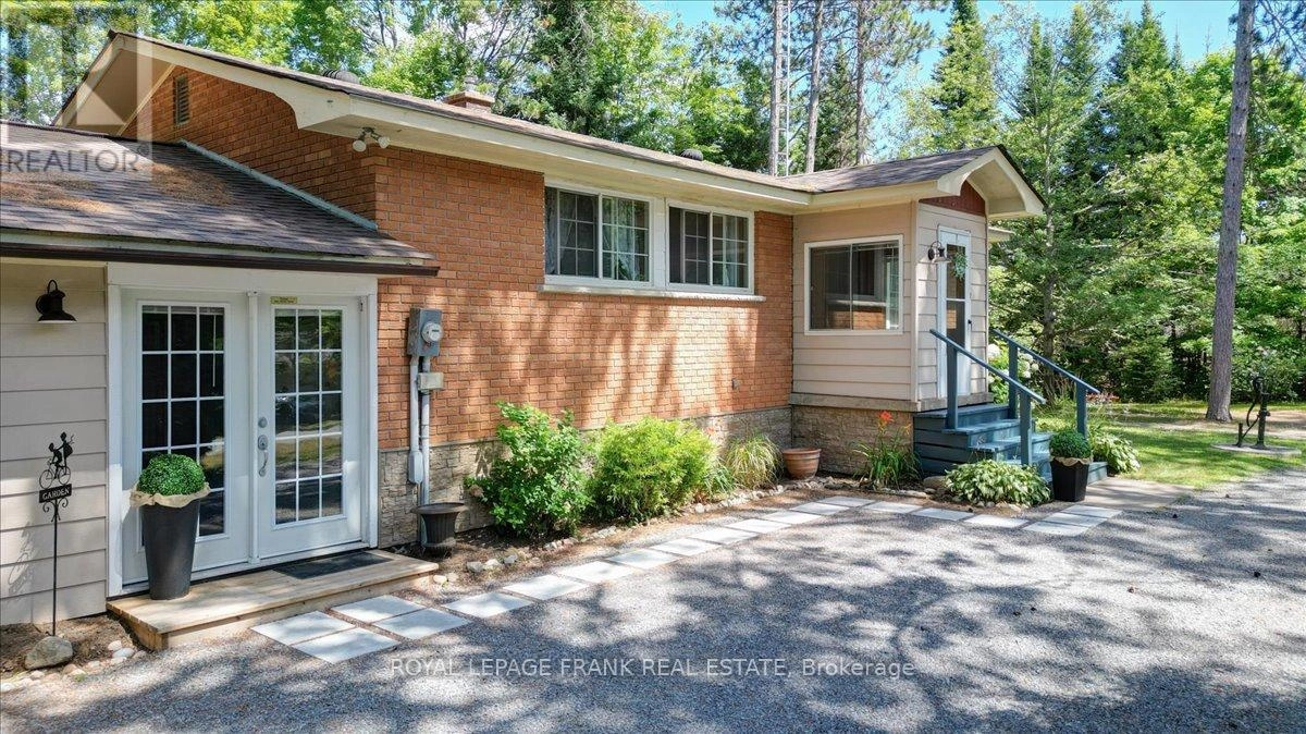 119 Mcfadden Road, North Kawartha, Ontario  K0L 1A0 - Photo 3 - X12305645