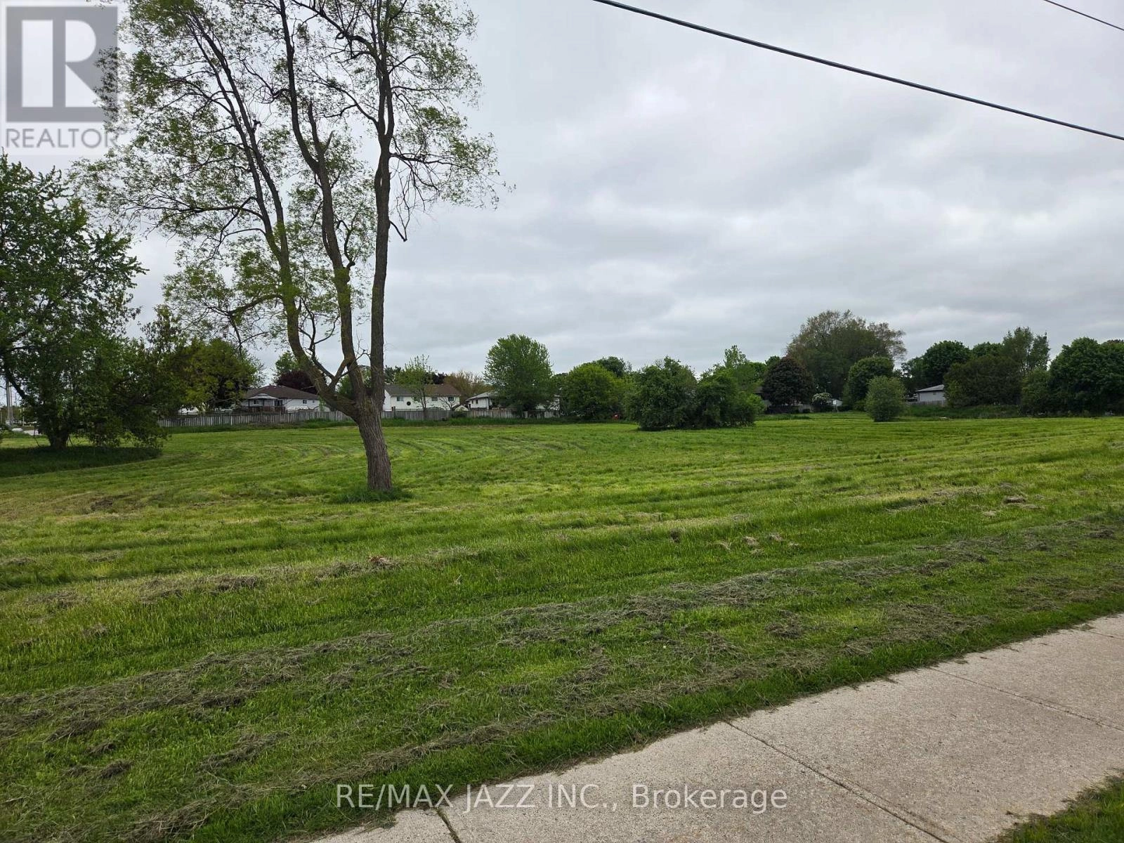 200 Baseline Road W, Clarington, Ontario  L1C 4K9 - Photo 2 - E12380136