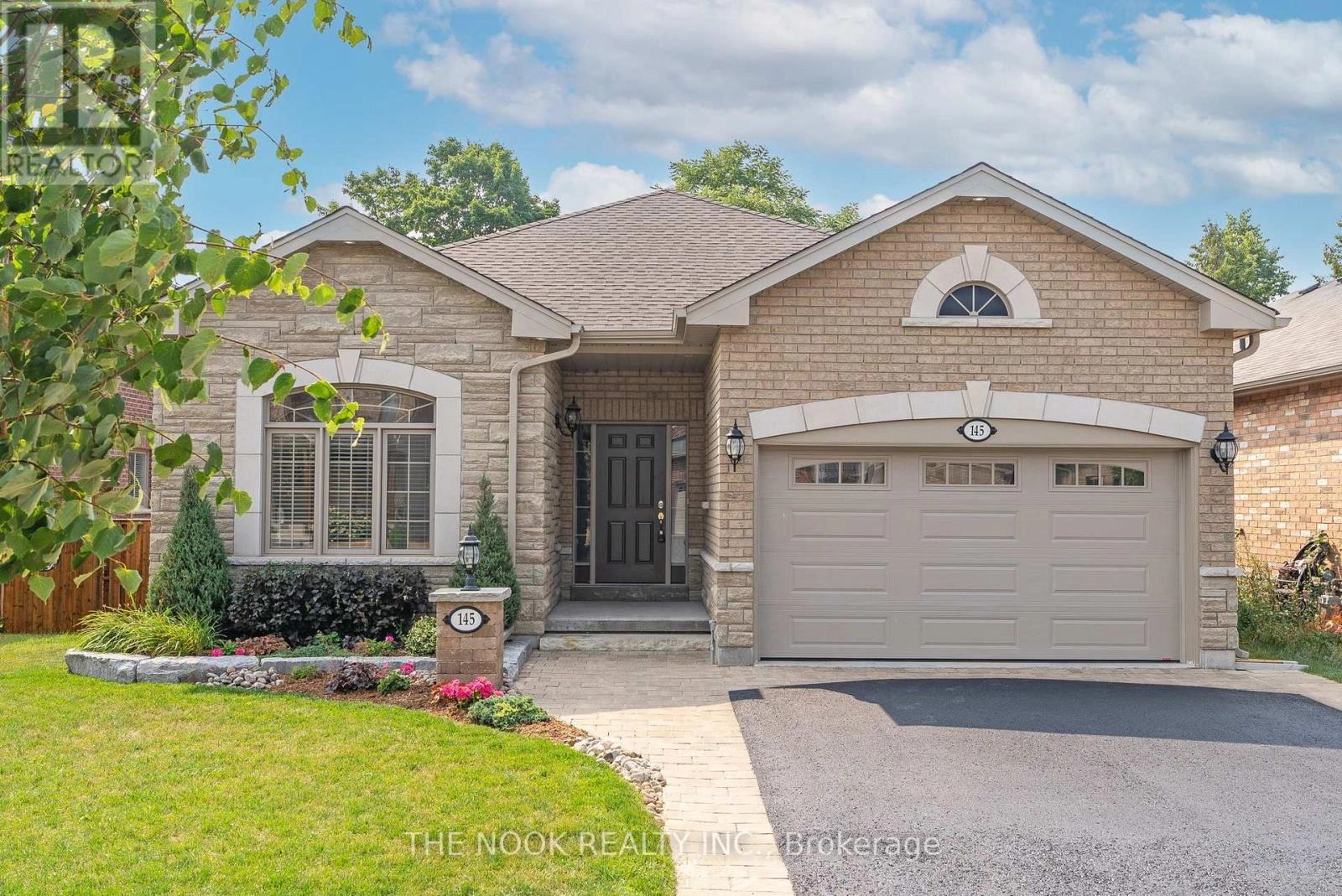 145 Springdale Drive, Kawartha Lakes, Ontario  K9V 0N1 - Photo 2 - X12381994