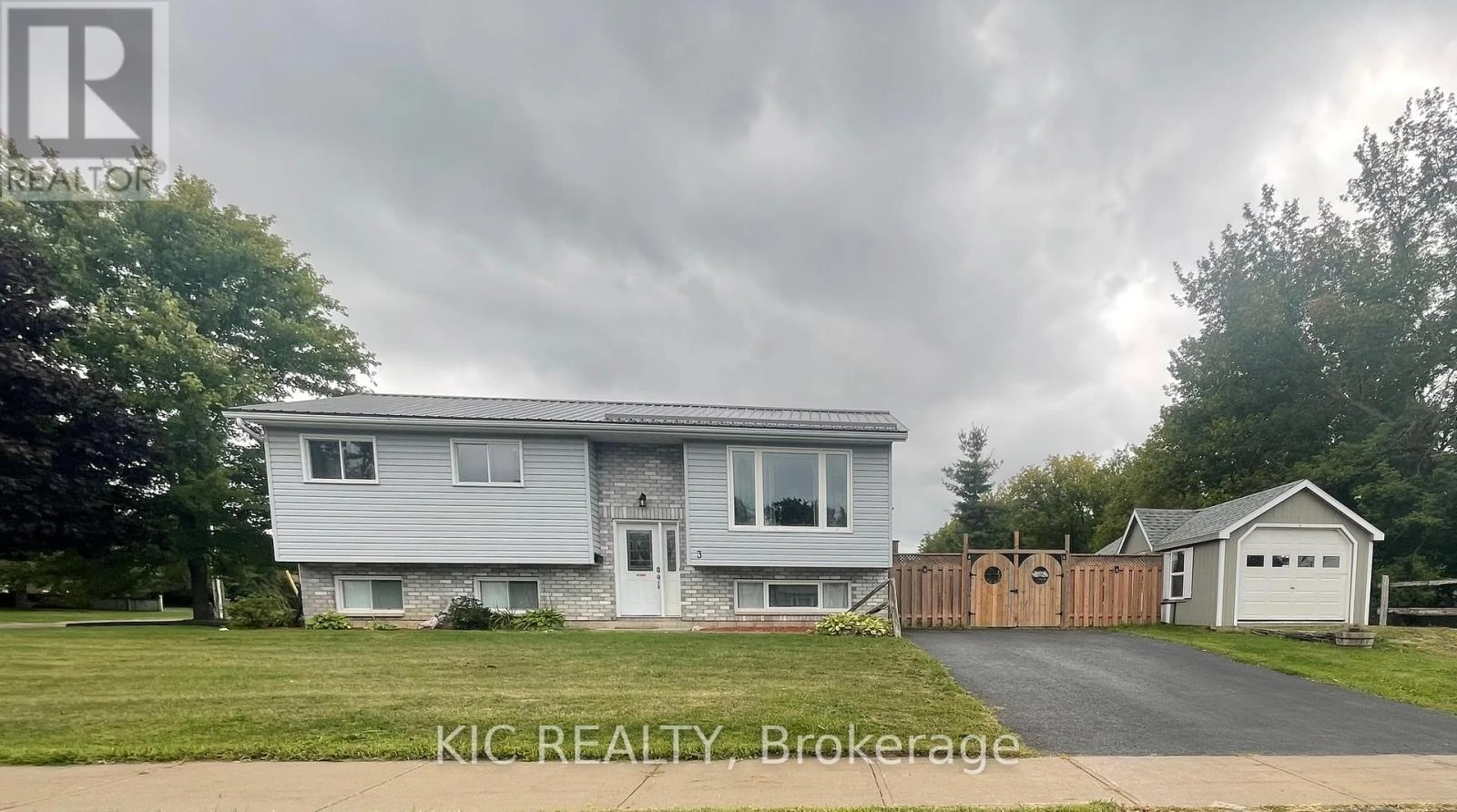3 Creekside Drive, Stirling-Rawdon, Ontario  K0K 3E0 - Photo 2 - X12379788