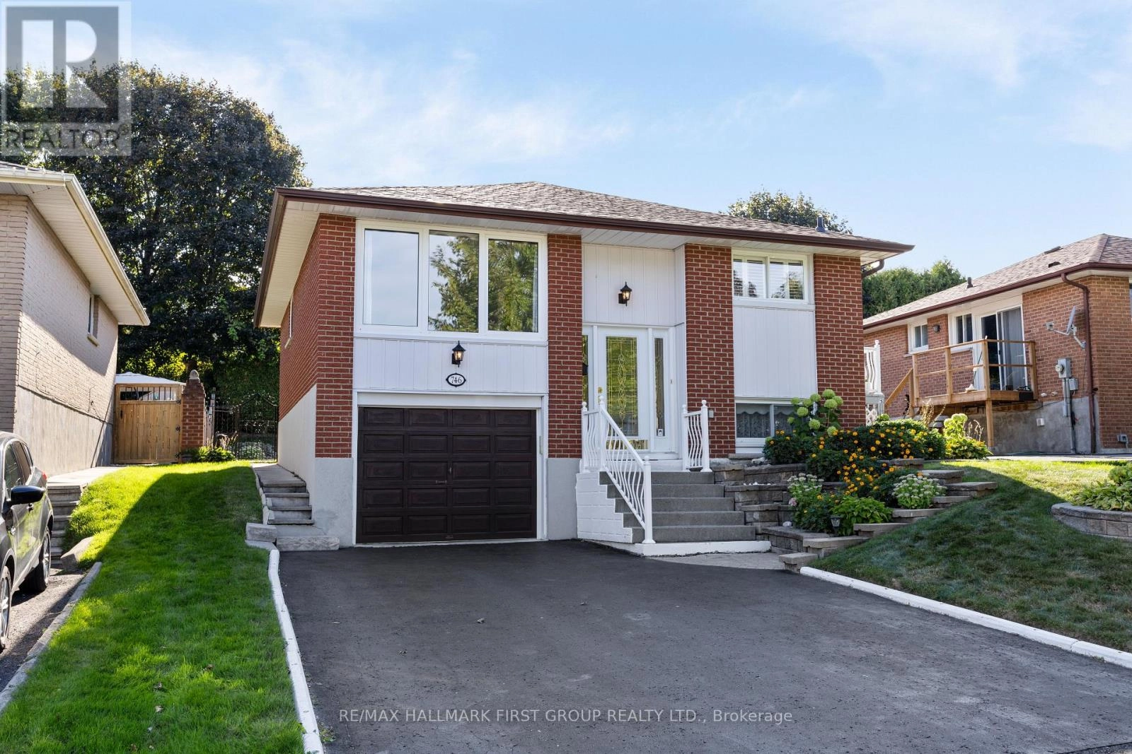 746 Central Park Boulevard N, Oshawa, Ontario  L1G 6B1 - Photo 1 - E12383425