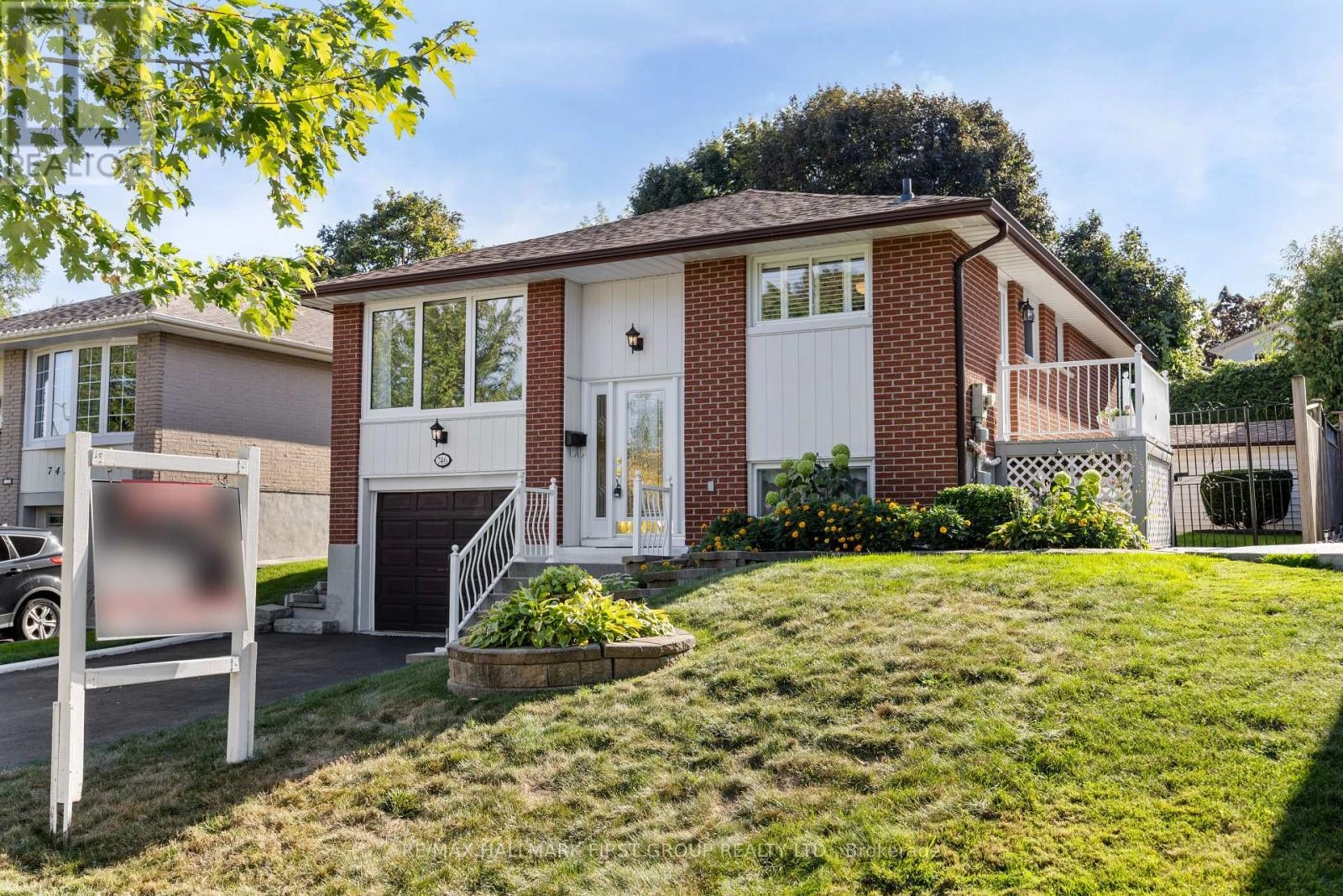 746 Central Park Boulevard N, Oshawa, Ontario  L1G 6B1 - Photo 2 - E12383425