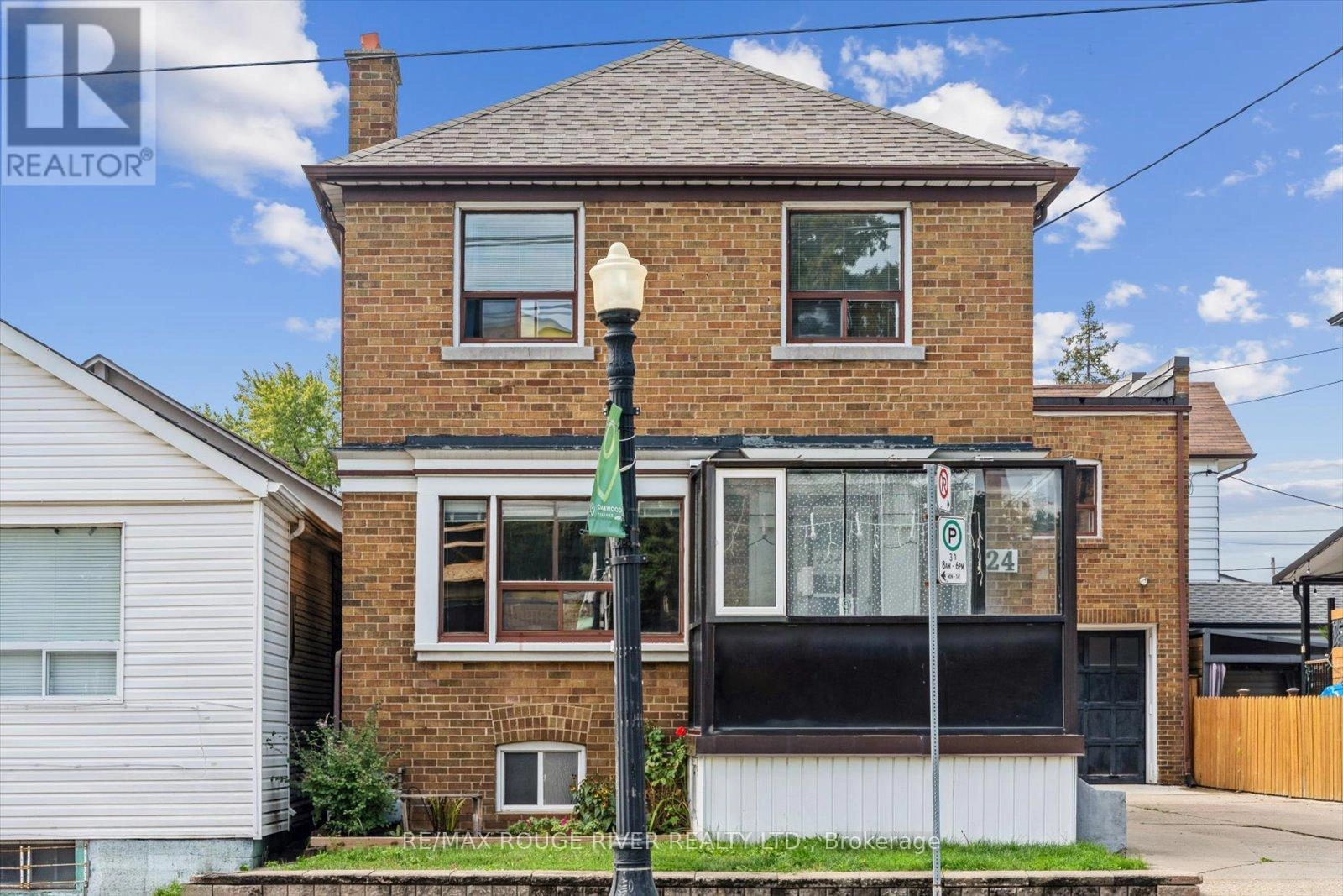 424 Oakwood Avenue, Toronto, Ontario  M6E 2W3 - Photo 1 - C12384194