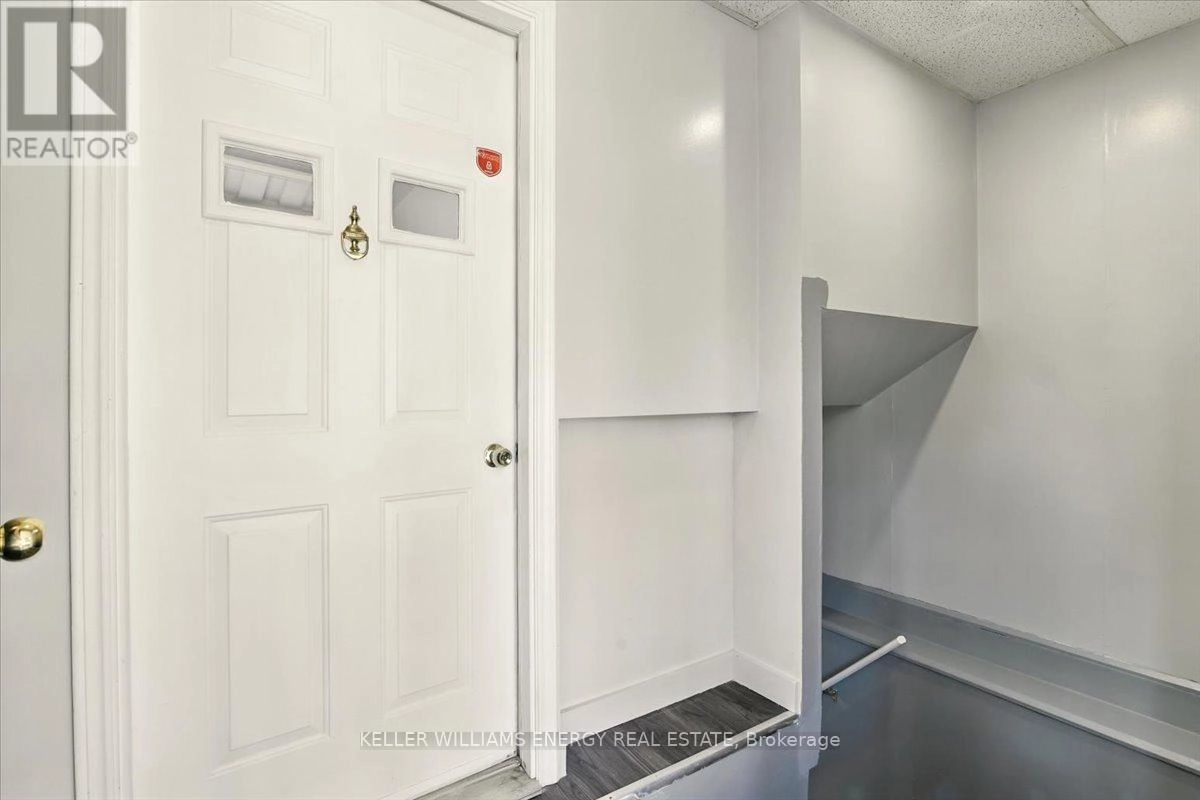 111 Cromwell Avenue, Oshawa, Ontario  L1J 4T5 - Photo 3 - E12384616