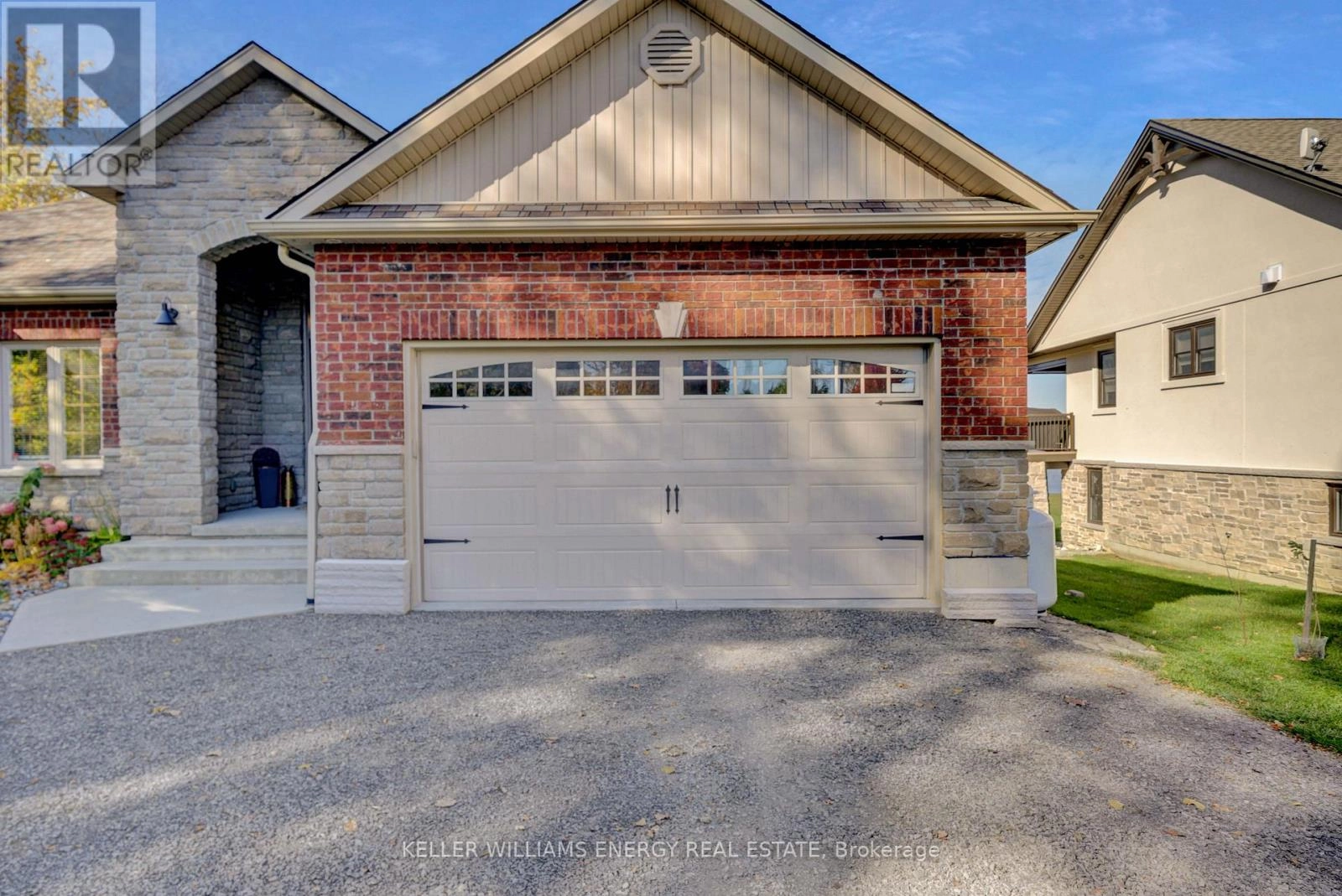 4 Prinyers Drive, Prince Edward County, Ontario  K0K 2T0 - Photo 3 - X12384828