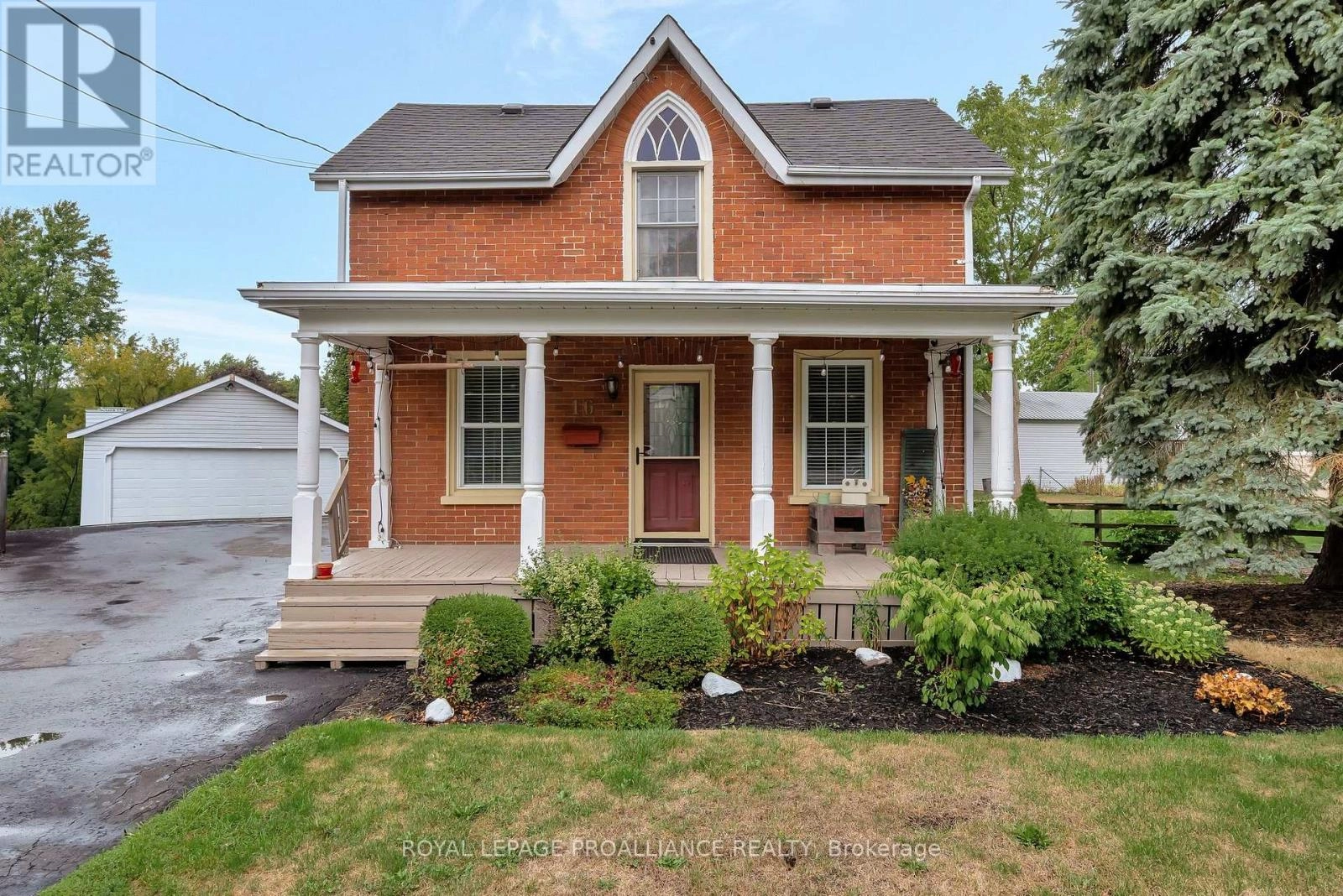 16 Benjamin Street, Belleville, Ontario  K8P 1P7 - Photo 1 - X12384919
