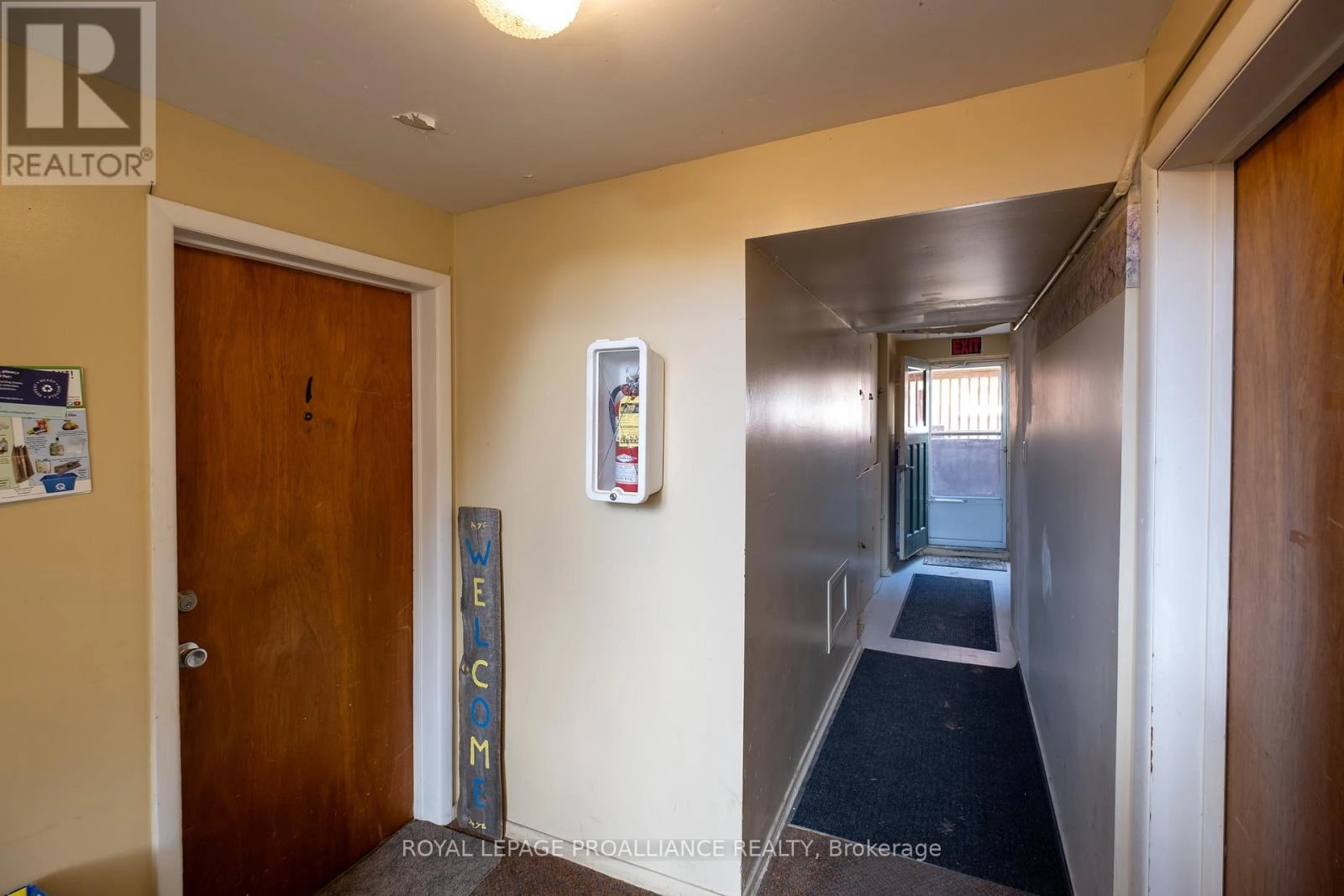 297-301 St. Lawrence Street E, Madoc, Ontario  K0K 2K0 - Photo 3 - X12384936