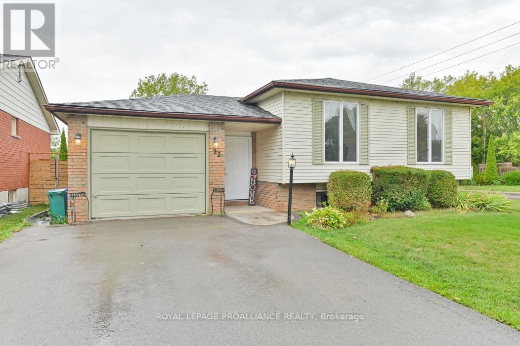 22 Briarwood Crescent, Belleville, Ontario  K8N 5J7 - Photo 1 - X12385484