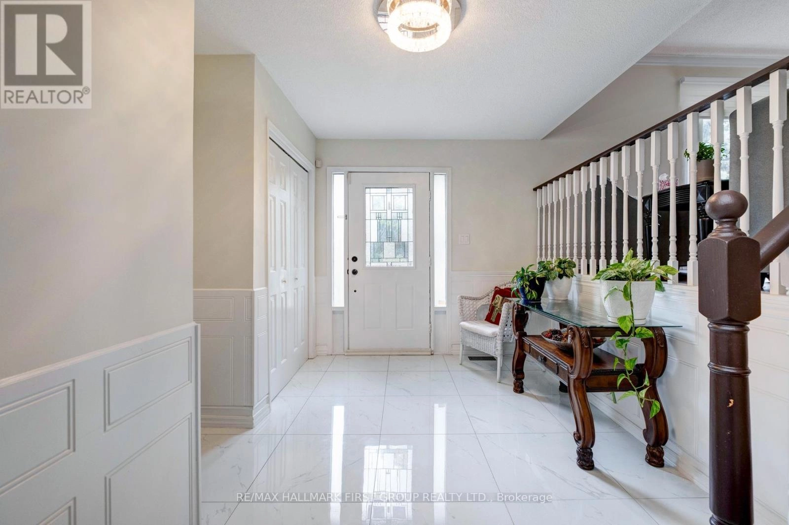 130 William Stephenson Drive, Whitby, Ontario  L1N 8V1 - Photo 3 - E12386081
