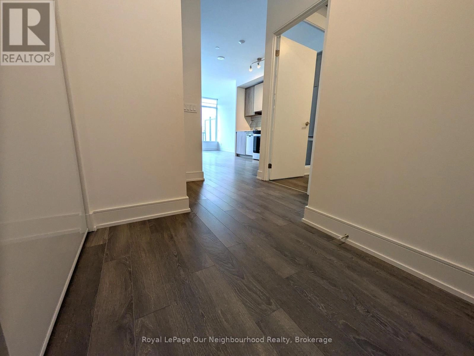 211 - 1350 Ellesmere Road, Toronto, Ontario  M1P 2X9 - Photo 2 - E12371131