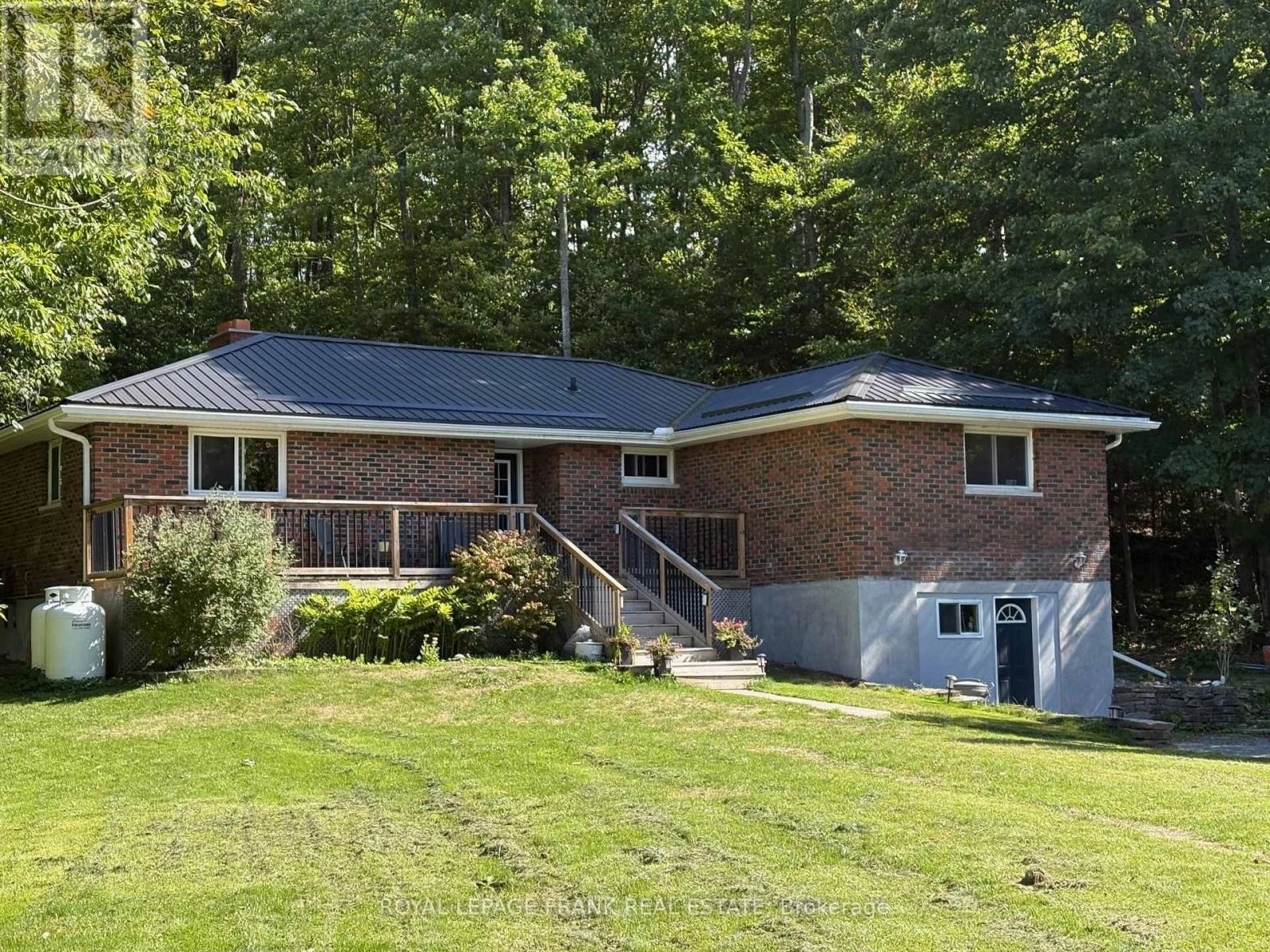 878 Payne Line Road, Douro-Dummer, Ontario  K0L 3A0 - Photo 3 - X12357132