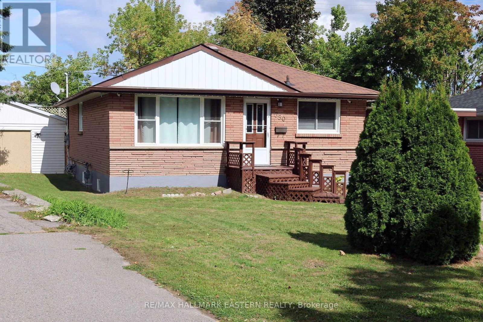 350 Dominion Crescent, Peterborough, Ontario  K9H 5H1 - Photo 2 - X12388327