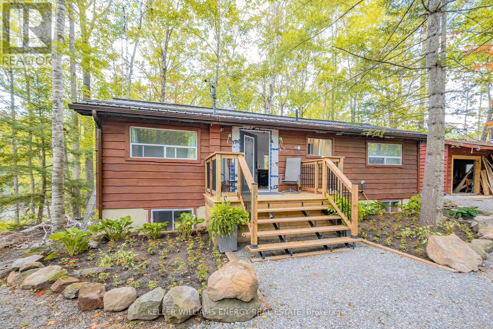 260 Edwina Drive, Trent Lakes, Ontario  K0M 1A0 - Photo 1 - X12388461