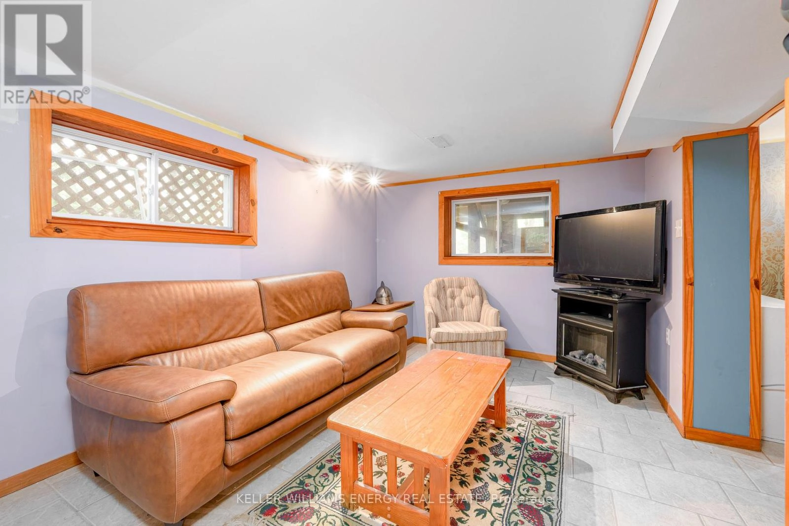 260 Edwina Drive, Trent Lakes, Ontario  K0M 1A0 - Photo 3 - X12388461