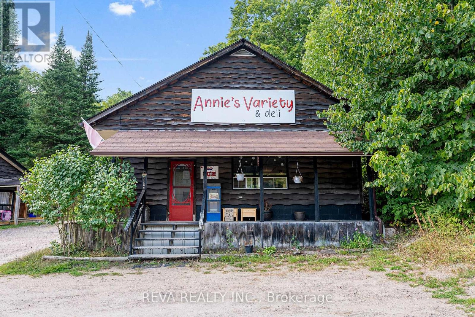 26361 Highway 62 South, Bancroft, Ontario  K0L 1C0 - Photo 1 - X12389370