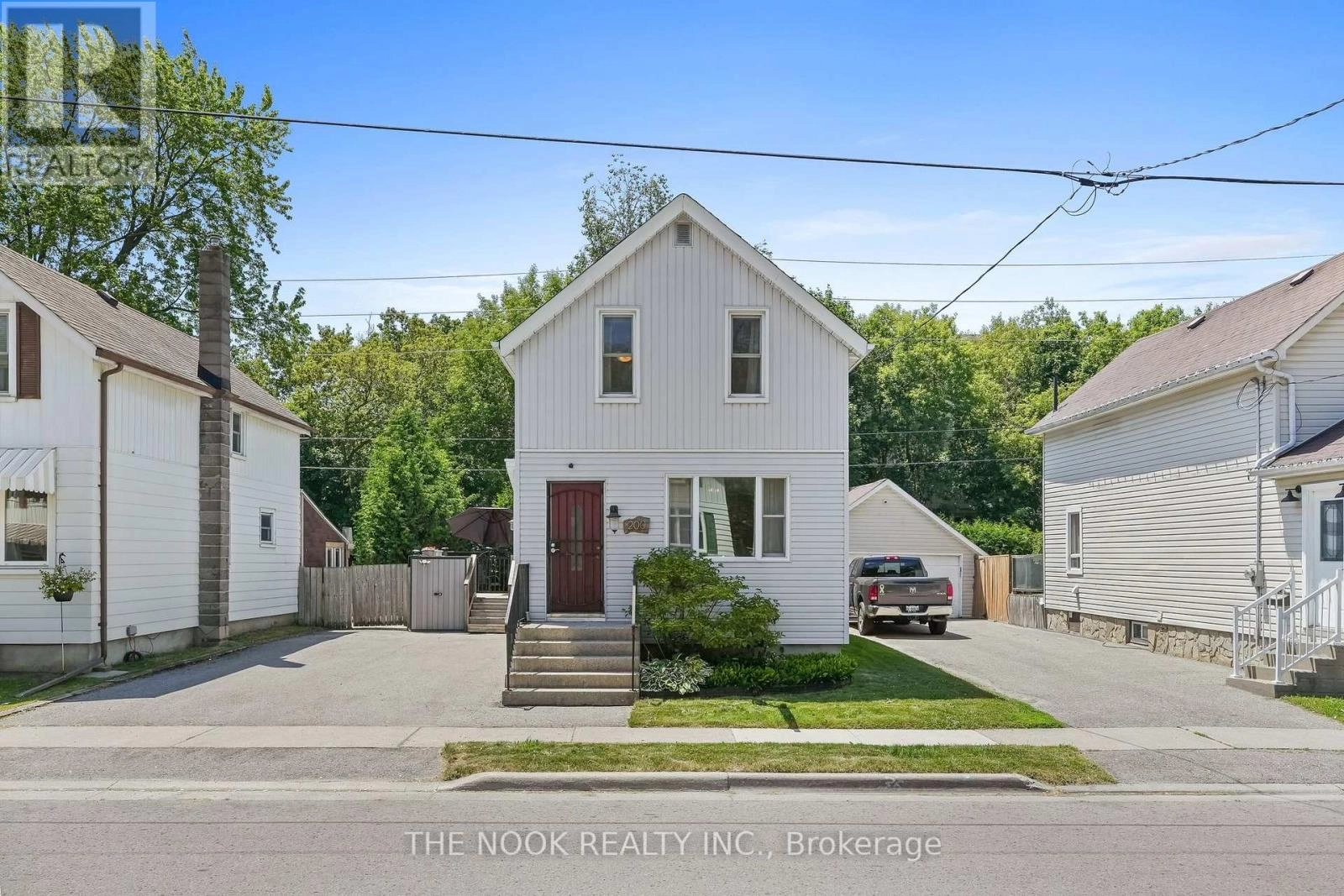 200 Court Street, Oshawa, Ontario  L1H 4W7 - Photo 3 - E12389609