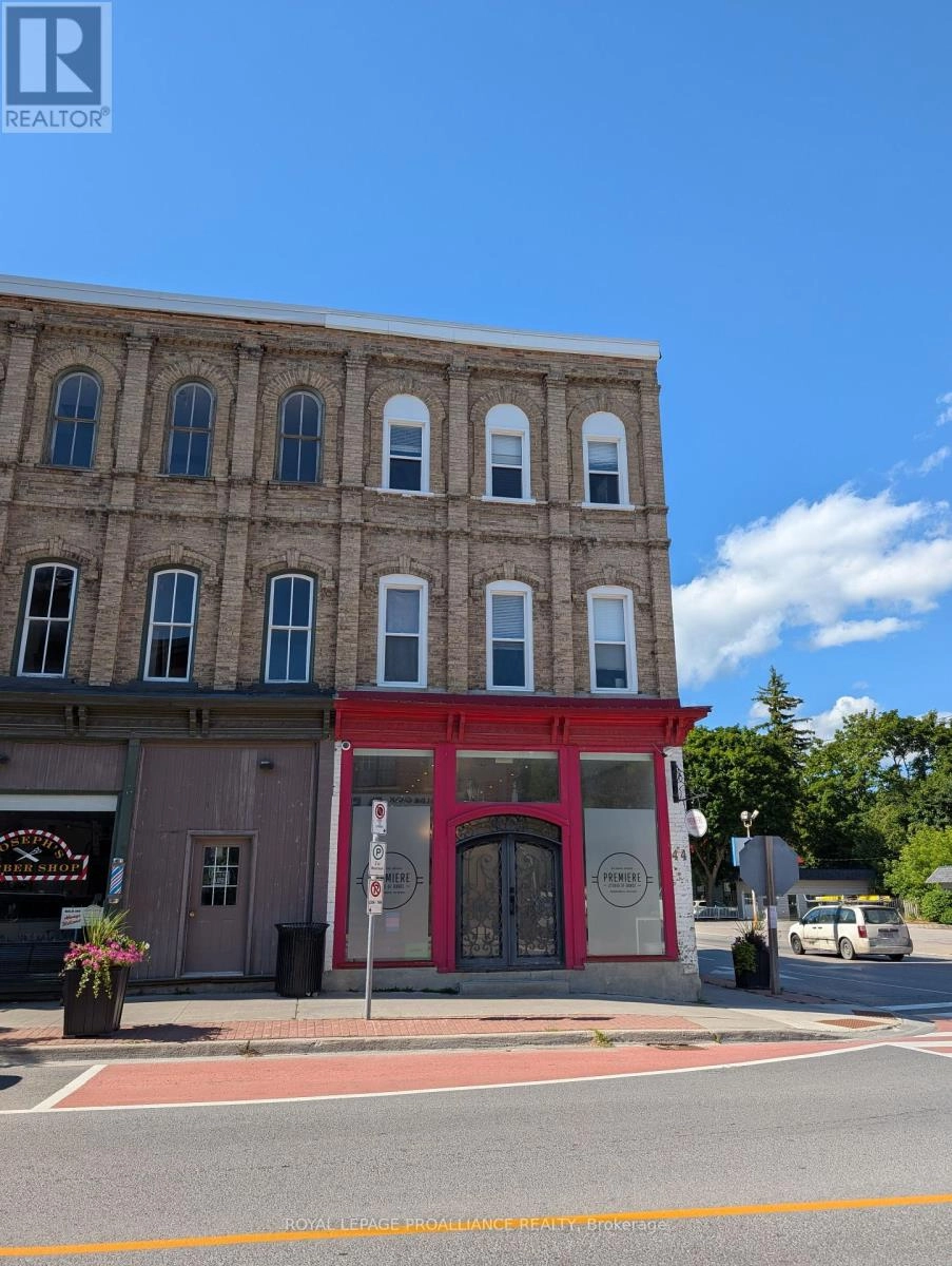 #1 - 44 King Street E, Cavan Monaghan, Ontario  L0A 1G0 - Photo 1 - X12389672