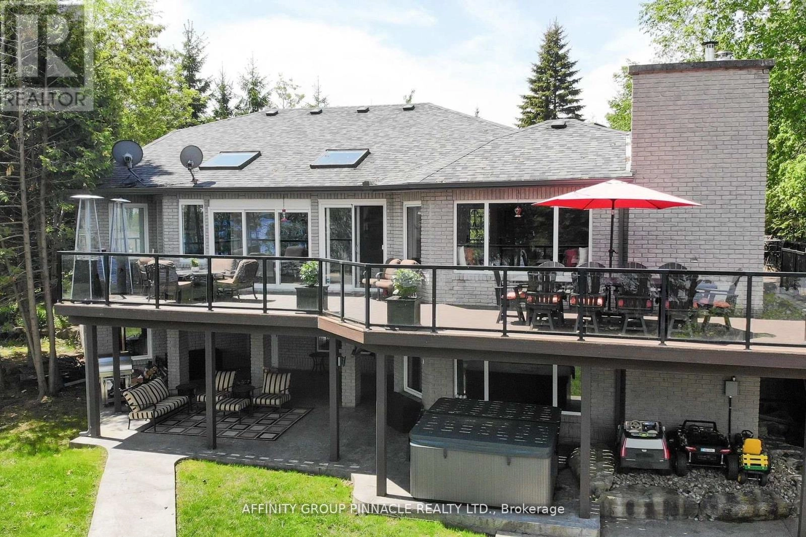90 Mcgregor Drive, Kawartha Lakes, Ontario  K0M 1A0 - Photo 3 - X12389776