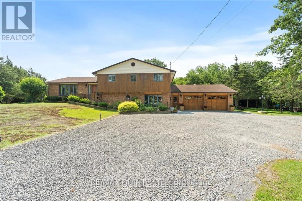 338 Sunrise Drive, Prince Edward County, Ontario  K8N 4Z7 - Photo 2 - X12390255