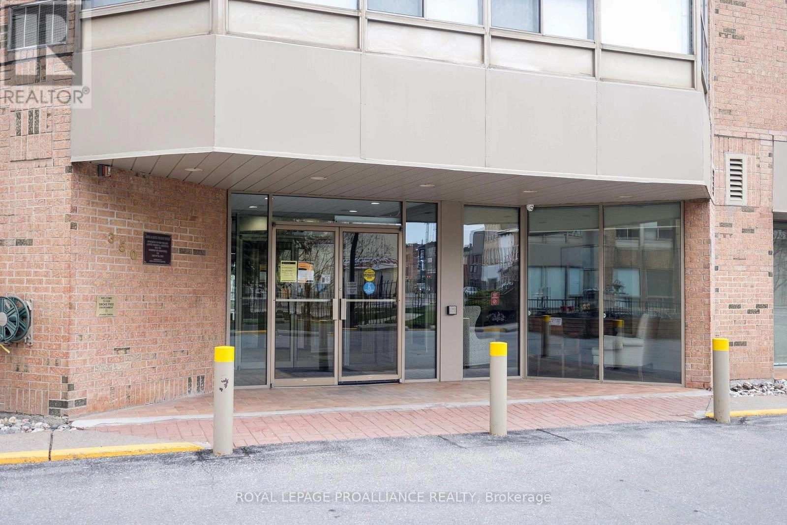 1201 - 350 Front Street, Belleville, Ontario  K8N 5M5 - Photo 3 - X12386428