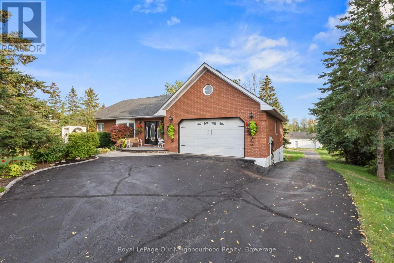 794 Old Highway 2, Quinte West, Ontario  K8V 5P5 - Photo 1 - X12390757