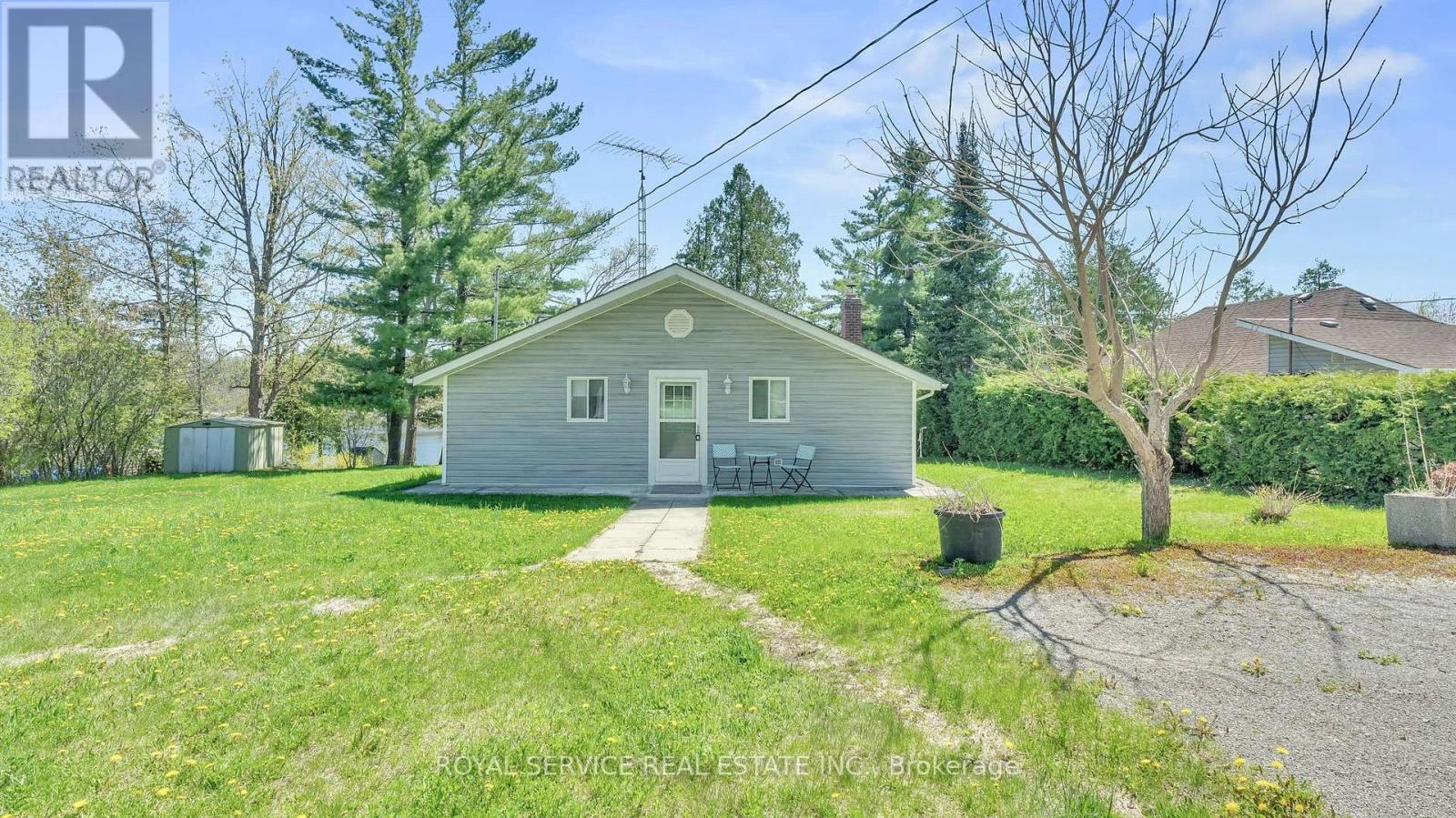 108 Coldstream Road, Kawartha Lakes, Ontario  K0M 1N0 - Photo 2 - X12144056