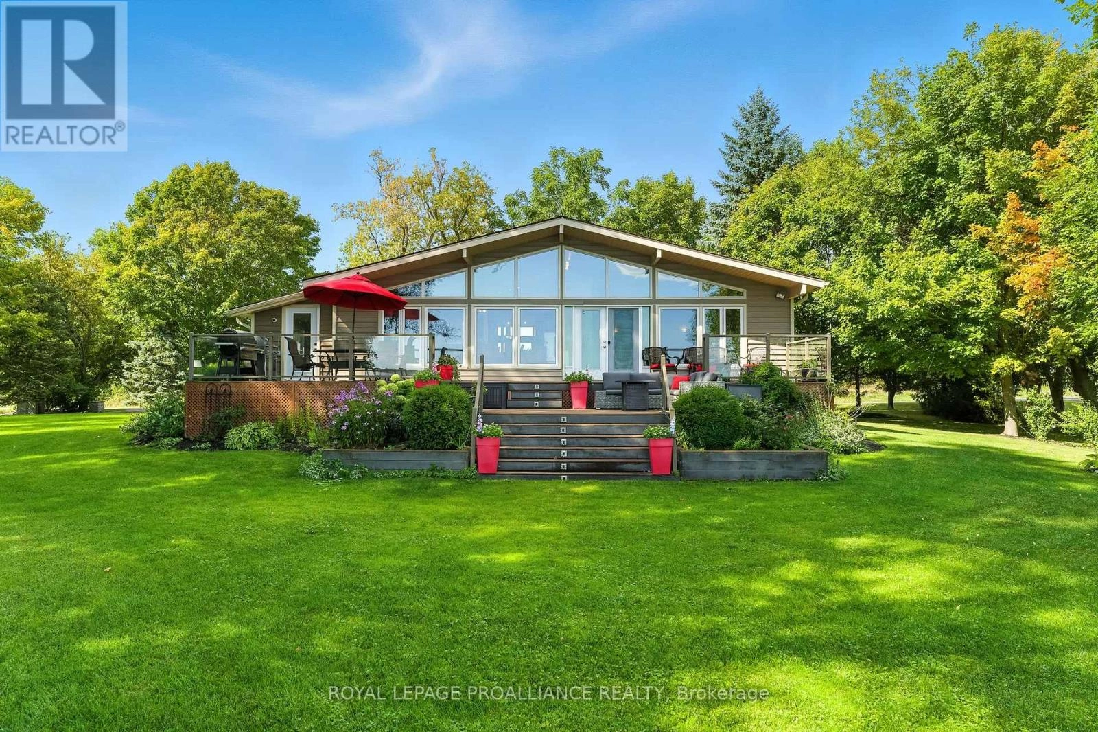 97 Manley Drive, Belleville, Ontario  K8N 4Z4 - Photo 3 - X12381091