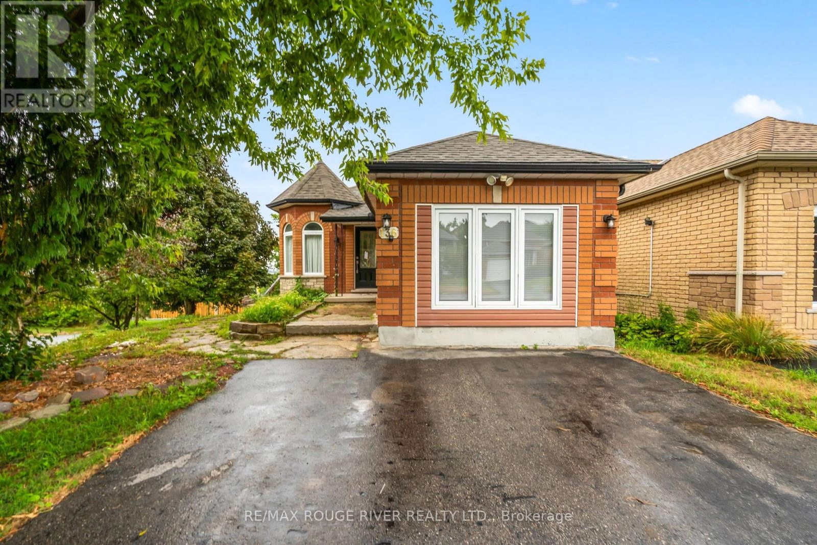136 Haden Avenue, Peterborough North, Ontario  K9H 7P6 - Photo 1 - X12391640